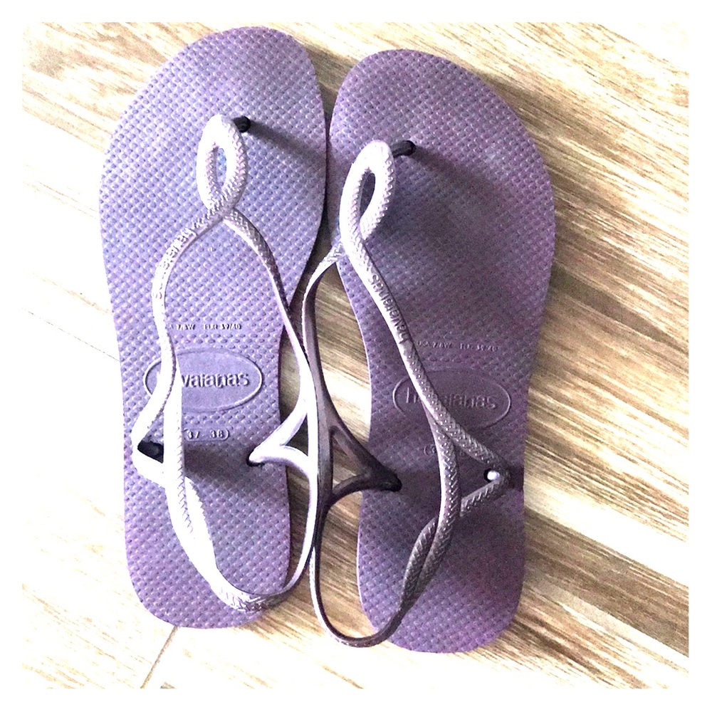 Havaianas purple flip flops